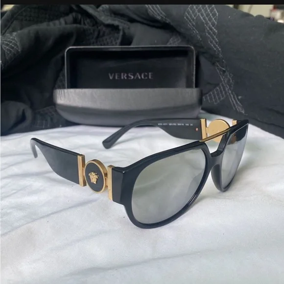 Versace Medallion Pilot Sunglasses VERSACE VE2225 100287 Gold Pilot Aviator 60 mm Men main image 4
